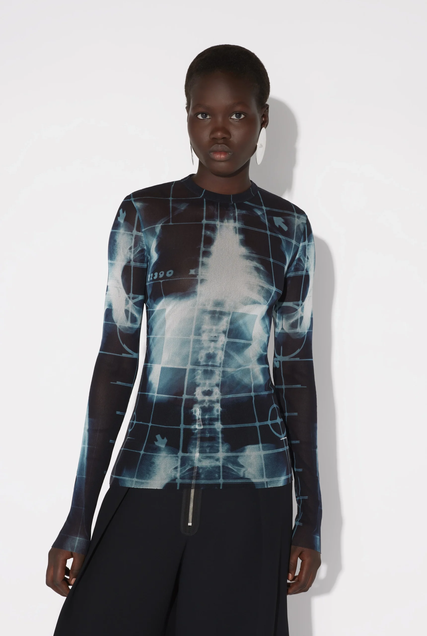 The Black Squeletor Top