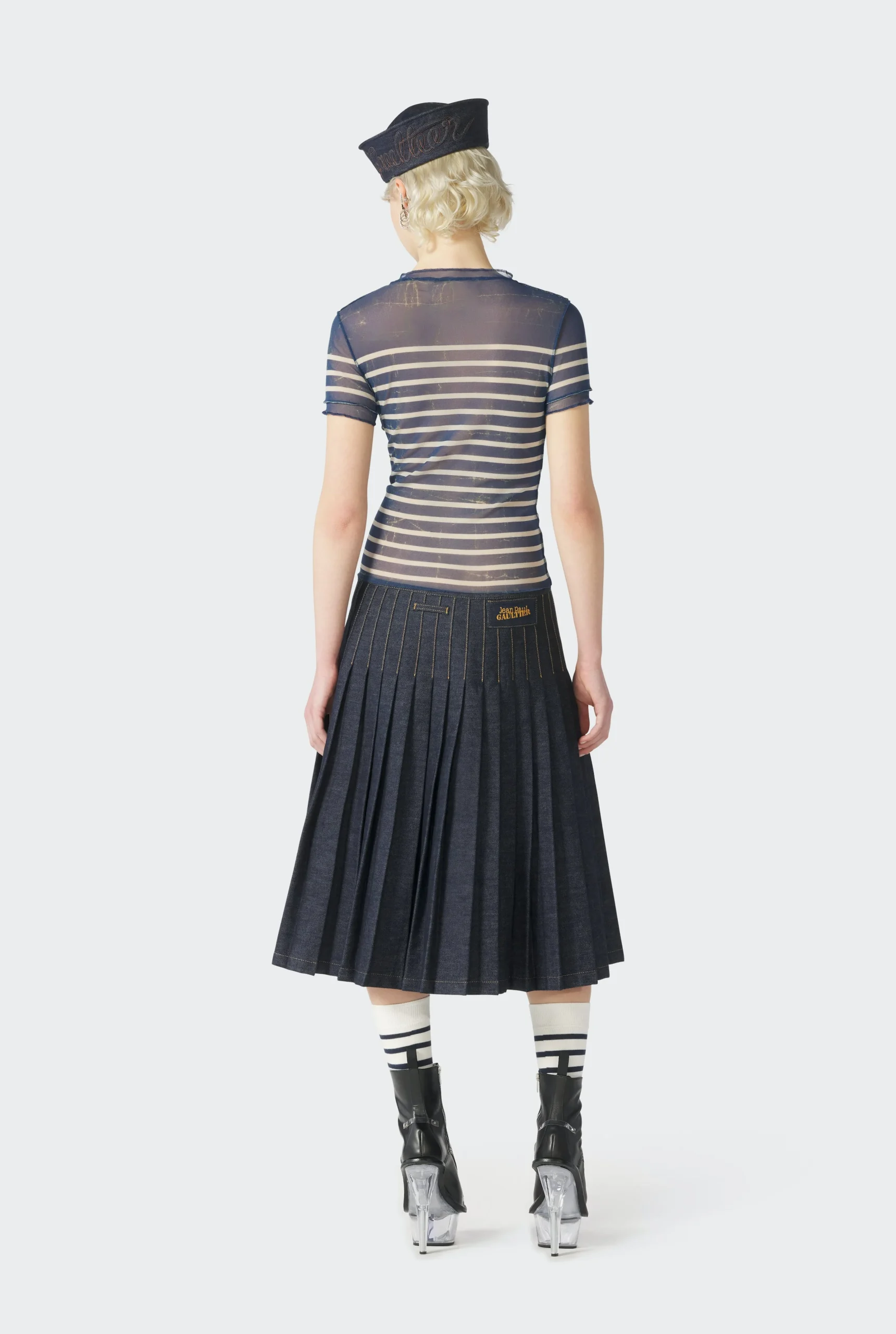 The Blue “Crackling” Sailor Top