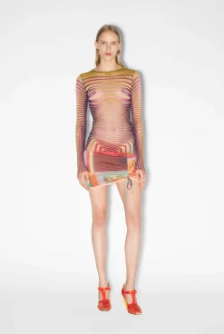 The Green Body Morphing Top